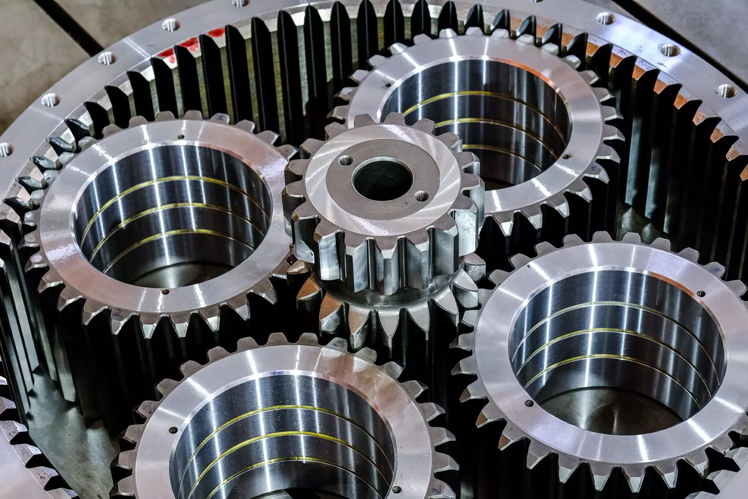 Internal machinery shifting
